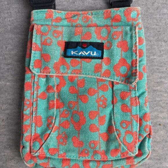 KAVU Zippit Cross Body Shoulder Bag Green And Orange Floral Pattern - Picture 2 of 5